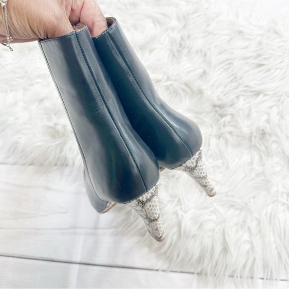 Reiss Sophia Leather Ankle Boots Size 9 - Picture 11 of 11